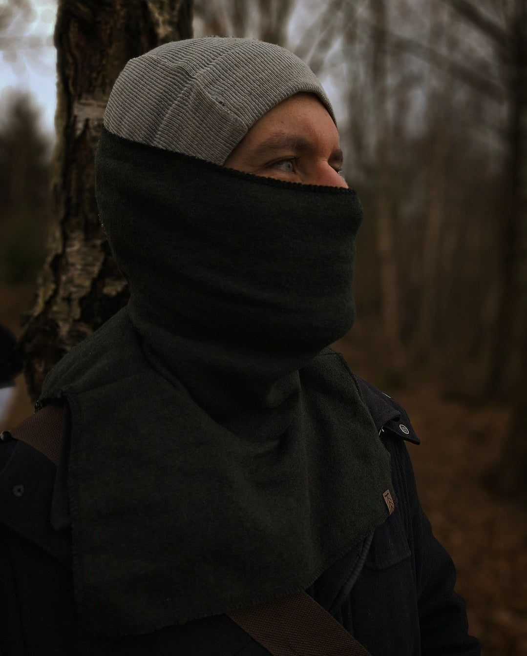 Halskrage / fuskpolo ekologisk ullfrotté - extra höjd - "djup granskog" (vuxenstorlek)